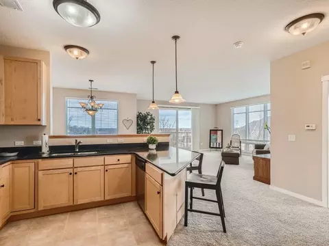 1070 Grandview Ct NE #204, Columbia Heights, MN 55421