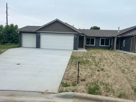 2004 20th St, Zumbrota, MN 55992