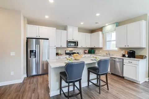 6590 Genevieve Trl S, Cottage Grove, MN 55016