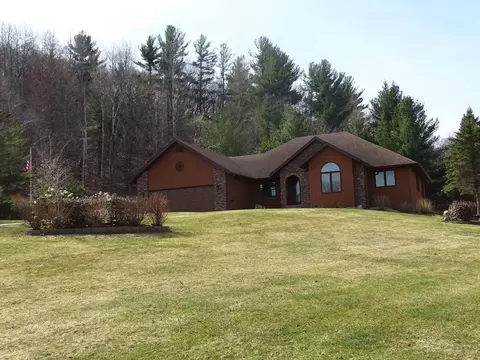 w2304 Highland Drive, Durand, WI 54736
