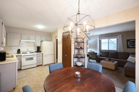 9116 Goldenrod Ln N, Maple Grove, MN 55369