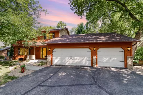 7945 173rd St W, Lakeville, MN 55044