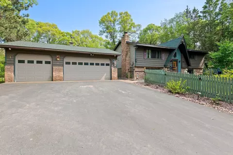 20631 Cottonwood St NW, Oak Grove, MN 55011