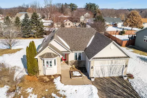 585 Hamilton Ct, River Falls, WI 54022