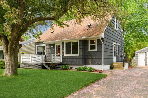 2701 15th Ave E, North Saint Paul, MN 55109