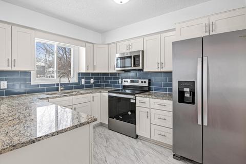 701 96th Ln NE, Blaine, MN 55434