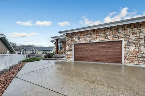 549 Brook Ln, Saint Cloud, MN 56301 photo 5