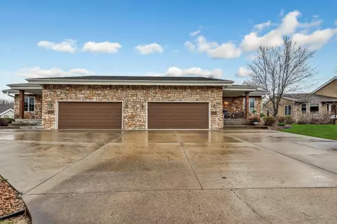 549 Brook Ln, Saint Cloud, MN 56301 photo 4