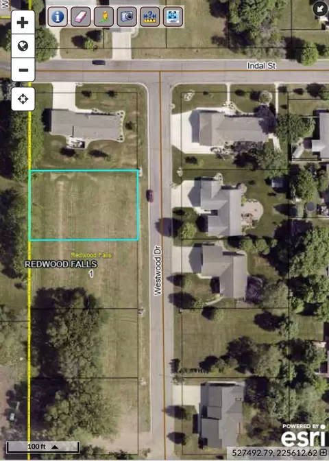 306 Westwood Dr, Redwood Falls, MN 56283
