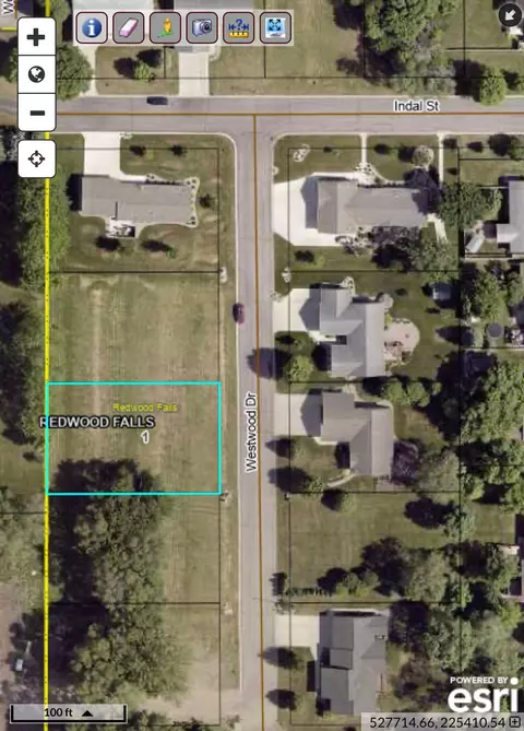 310 Westwood Dr, Redwood Falls, MN 56283