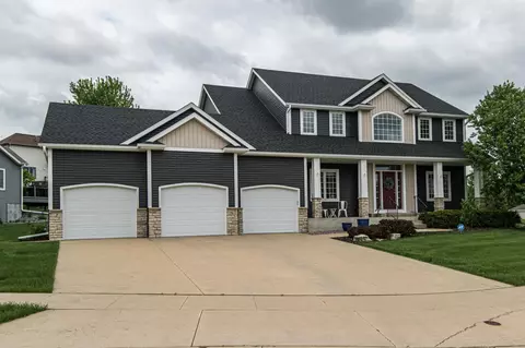 2367 Norwood Ln SW, Rochester, MN 55902