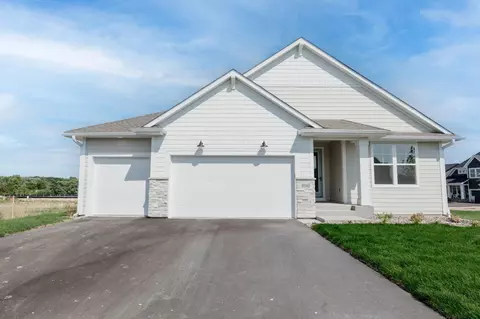 10140 Queensland Ln, Maple Grove, MN 55311