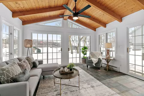 5440 Ridgewood Cv, Minnetrista, MN 55364