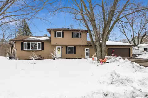 1751 Margaret St, New Richmond, WI 54017