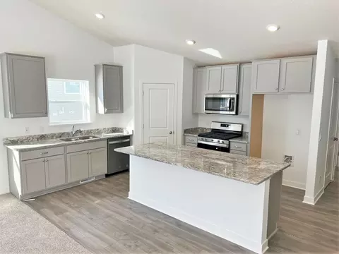 13680 Carrakay Way, Rosemount, MN 55068