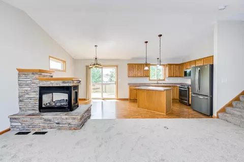 11065 278th St, Chisago City, MN 55013