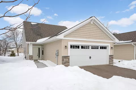 472 Laura Ln SE, Saint Michael, MN 55376