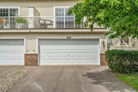 8175 Darcy Ln, Inver Grove Heights, MN 55076