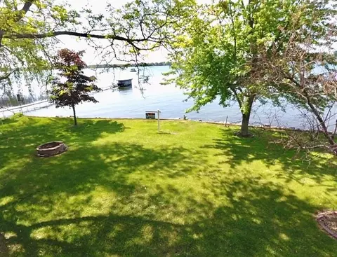 7417 N Shore Trl N, Forest Lake, MN 55025