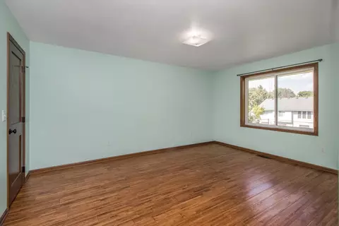 579 Eden Cir, Eagan, MN 55123 photo 12