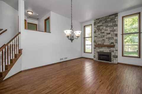 579 Eden Cir, Eagan, MN 55123 photo 5