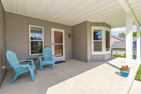 579 Eden Cir, Eagan, MN 55123 photo 29