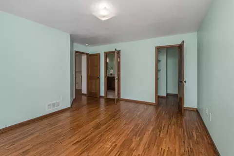 579 Eden Cir, Eagan, MN 55123 photo 11