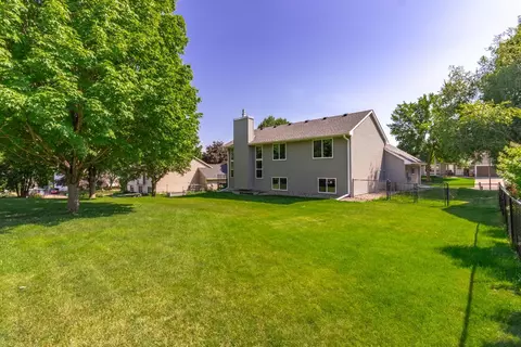 579 Eden Cir, Eagan, MN 55123 photo 27