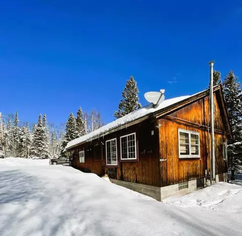 143 Caribou Trl, Lutsen, MN 55612