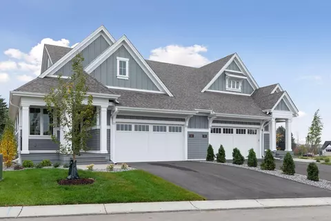 85 Spring Farm Rd, North Oaks, MN 55127