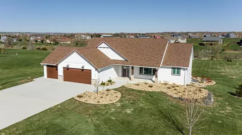 3727 Lee Ln SE, Rochester, MN 55904