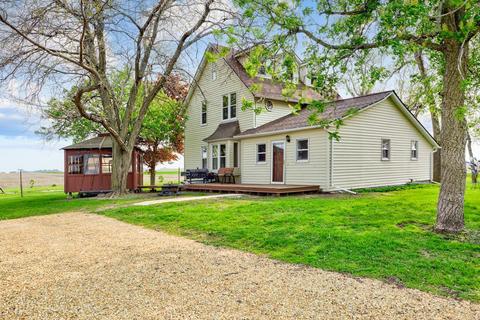 41066 780th Ave, Truman, MN 56088
