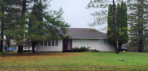 2002 2nd Ave E, International Falls, MN 56649