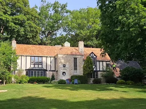 800 Tyrol Trl, Golden Valley, MN 55416
