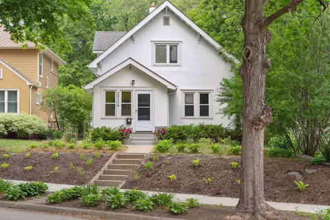 2714 Brighton Ave NE, Minneapolis, MN 55418
