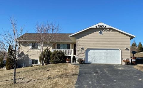 413 E Front St, Battle Lake, MN 56515