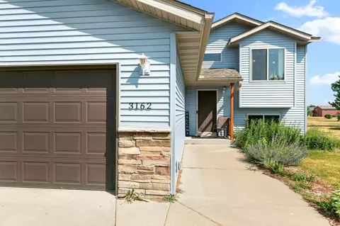 3162 Olympus Dr NE, Sauk Rapids, MN 56379
