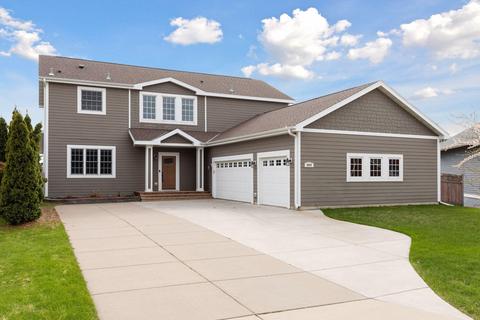 2098 Cottage Grove Dr, Woodbury, MN 55129
