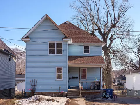 213 E 4th St, Red Wing, MN 55066 photo 2