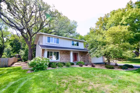 12721 Portland Ave, Burnsville, MN 55337