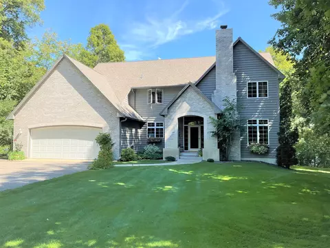 21533 Birch St, Grand Rapids, MN 55744