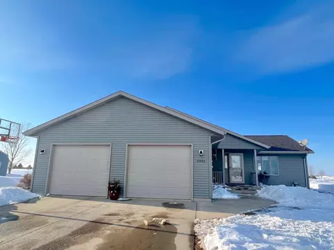 2001 Eastbay Ave, Balaton, MN 56115
