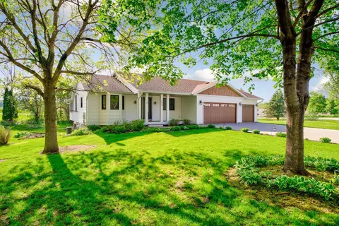 4970 Echo Ct, Faribault, MN 55021