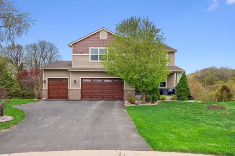 1805 Red Oak Rdg, Carver, MN 55315