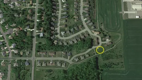 330 Jefferson Ln, Saint Joseph, MN 56374
