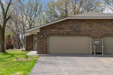 14925 18th Ave N, Plymouth, MN 55447