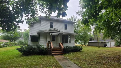 2719 Maple Ave, Slayton, MN 56172
