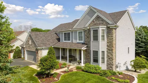7182 Lydia Ln, Woodbury, MN 55125