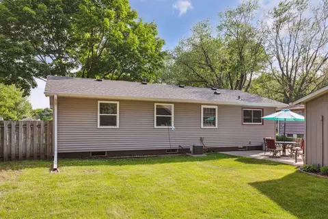 2061 Opal Dr, Eagan, MN 55122 photo 34