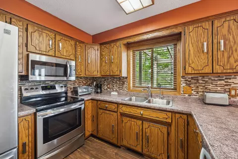 1408 Cheryl Dr, Saint Cloud, MN 56301 photo 10